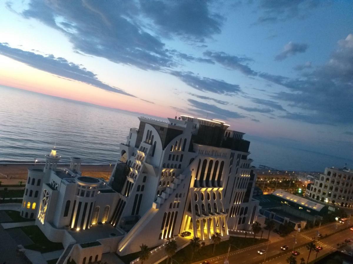Sea View Orbi Residence Batumi Eksteriør billede