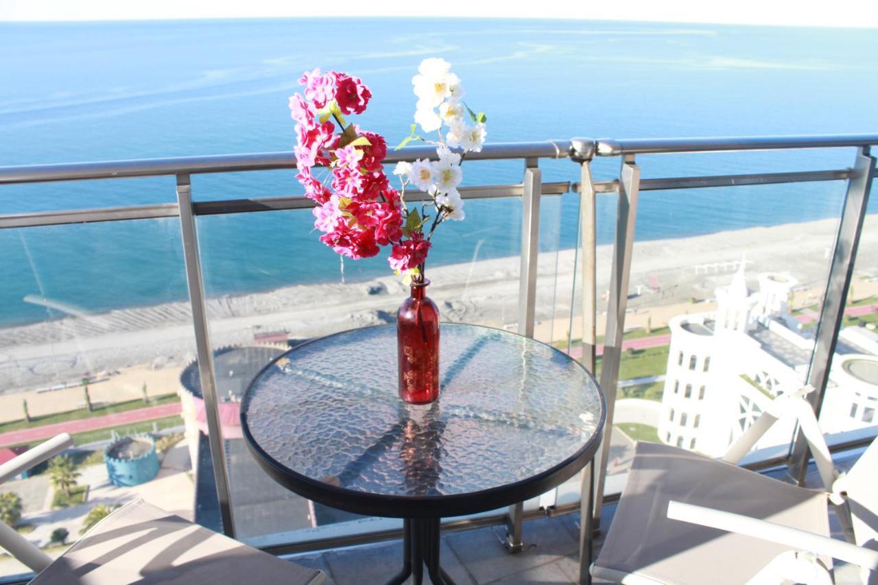 Sea View Orbi Residence Batumi Eksteriør billede